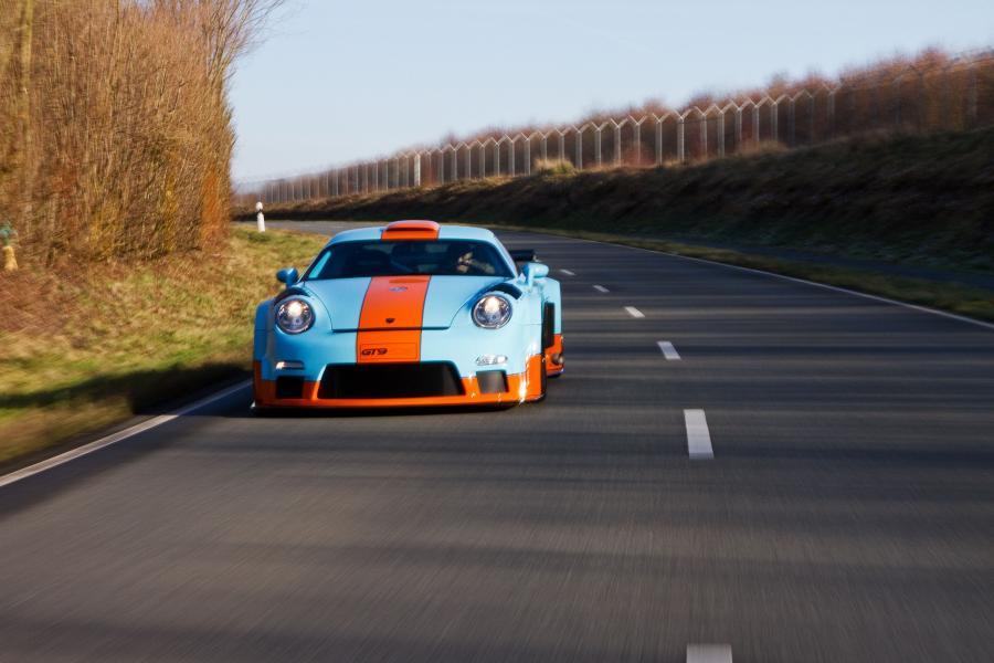  Porsche GT9-CS by 9ff 2012 года  (фото 14 из 40)